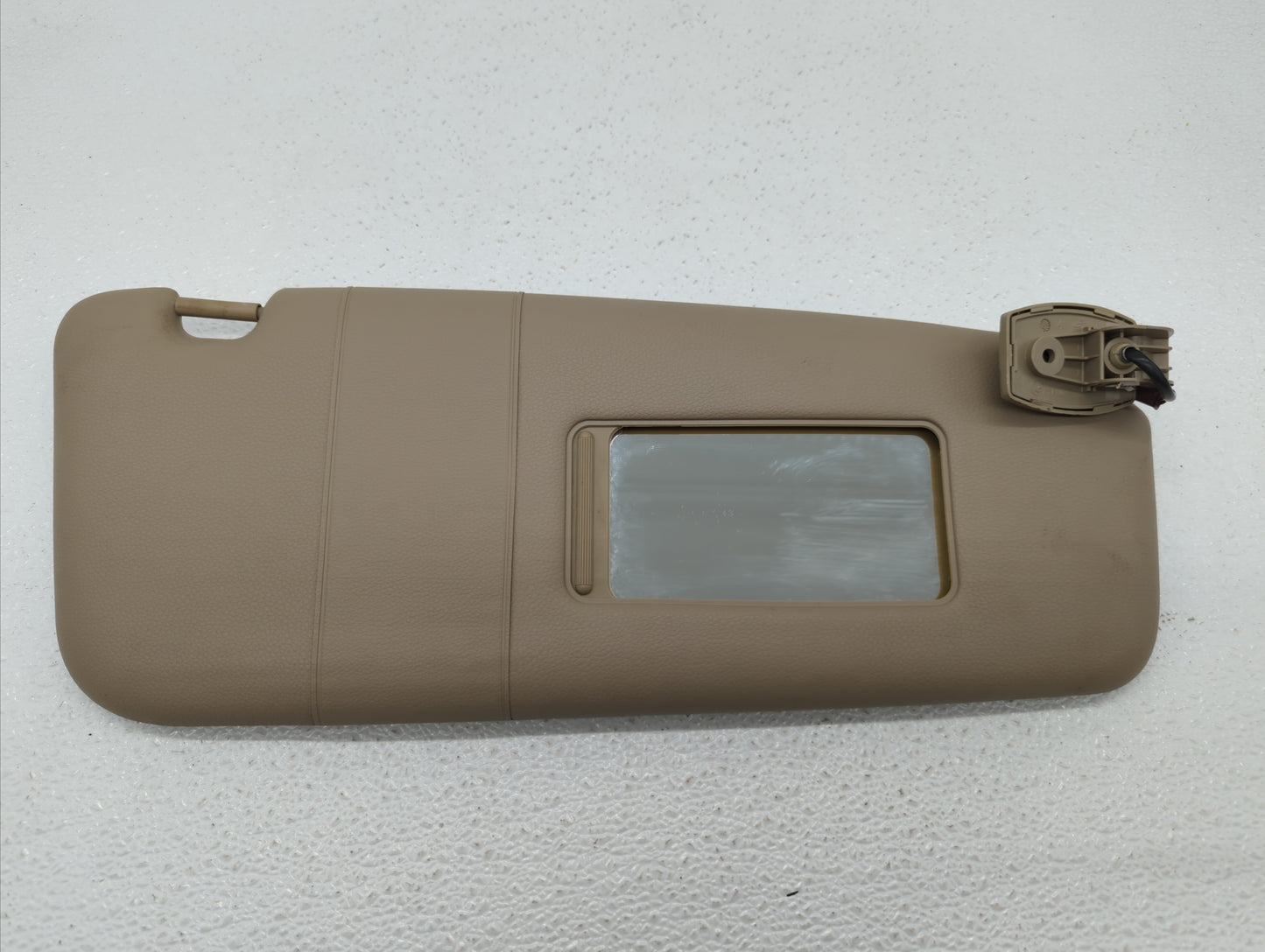 2008-2010 Bmw 528i Sun Visor Shade Replacement Passenger Right Mirror Fits Fits 2004 2005 2006 2007 2008 2009 2010 OEM Used 