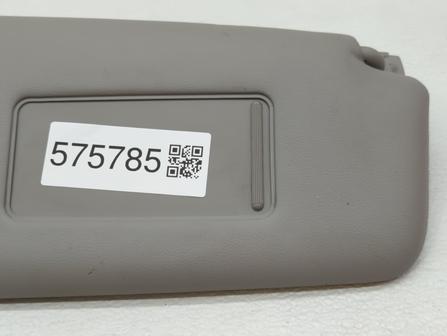 2008-2010 Bmw 528i Sun Visor Shade Replacement Passenger Right Mirror Fits Fits 2004 2005 2006 2007 2008 2009 2010 OEM Used 