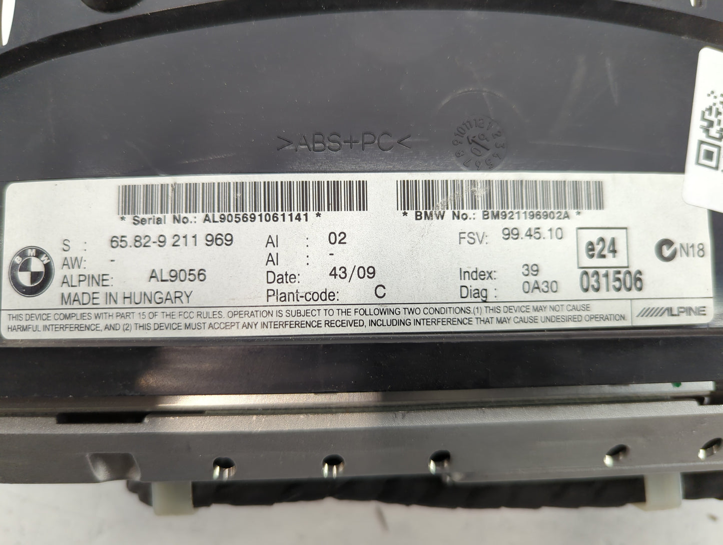2010-2010 Bmw 528i Am Fm Cd Player Radio Receiver - Oemusedautoparts1.com