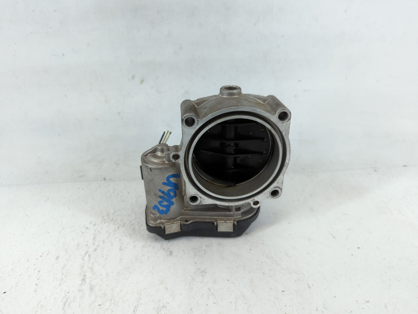 2008-2011 Bmw 528i Throttle Body P/N:1354 7556118 -03 A2C53112155 Fits Fits 2007 2008 2009 2010 2011 2012 2013 OEM Used Auto