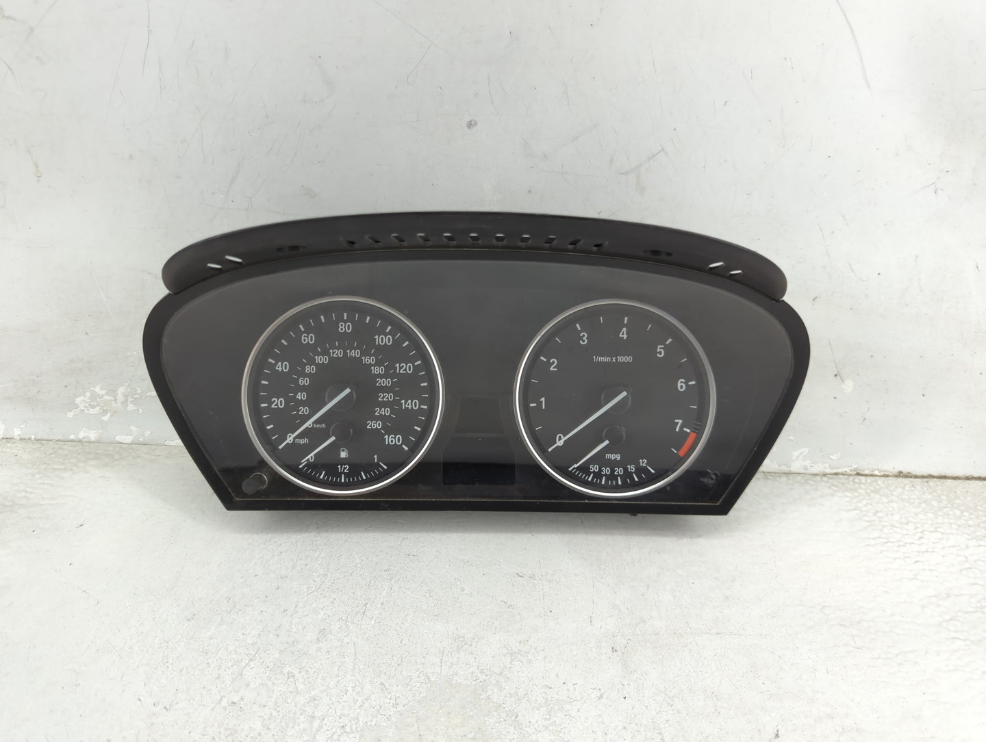 2008-2010 Bmw 535i Instrument Cluster Speedometer Gauges P/N:194 887 Miles: Fits Fits 2008 2009 2010 OEM Used Auto Parts - O