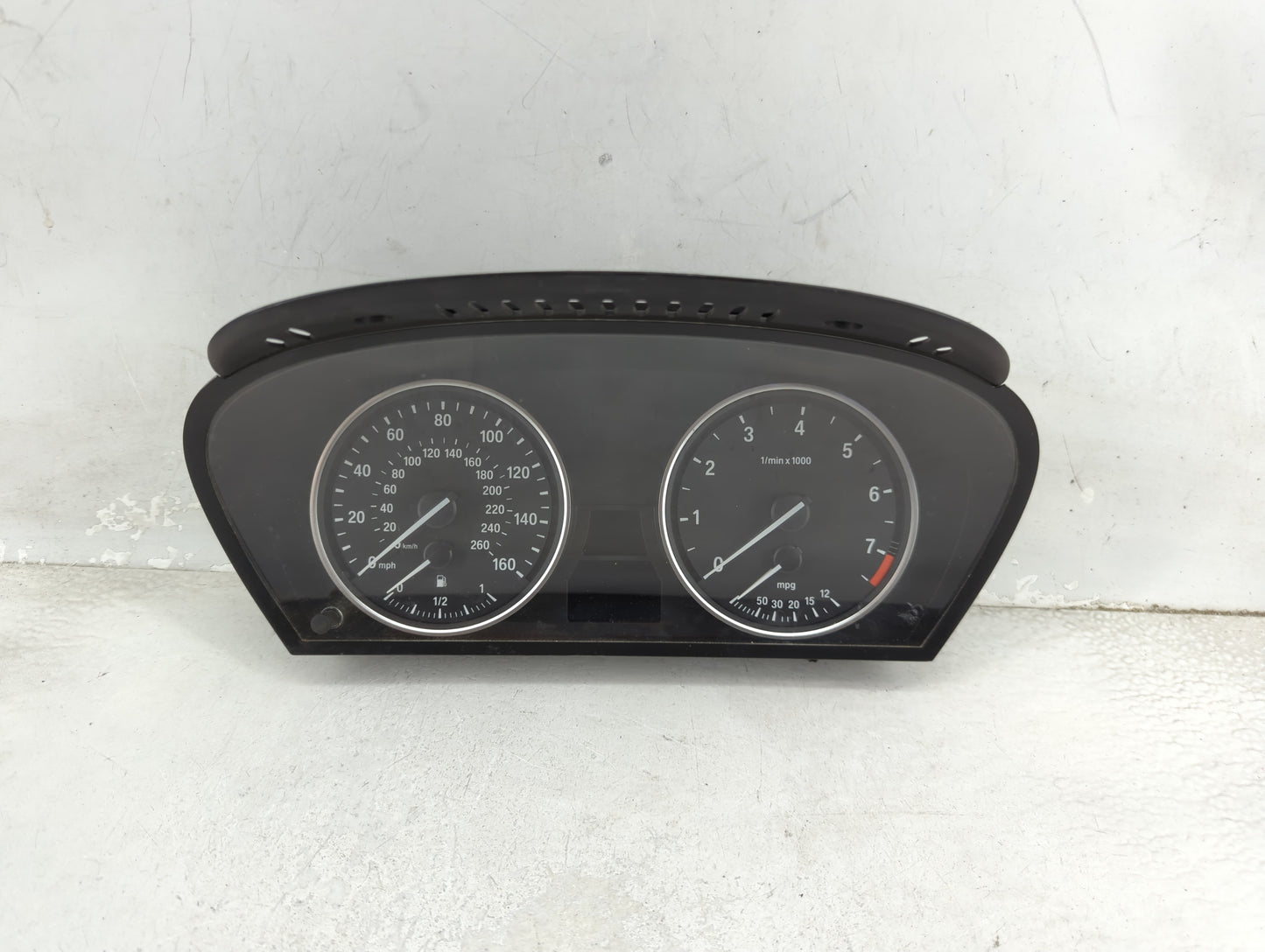 2008-2010 Bmw 535i Instrument Cluster Speedometer Gauges P/N:194 887 Miles: Fits Fits 2008 2009 2010 OEM Used Auto Parts - O