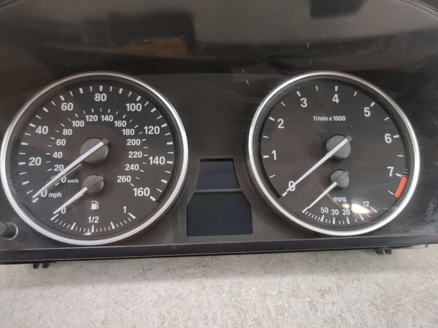 2008-2010 Bmw 535i Instrument Cluster Speedometer Gauges Miles: Fits Fits 2008 2009 2010 OEM Used Auto Parts - Oemusedautopa