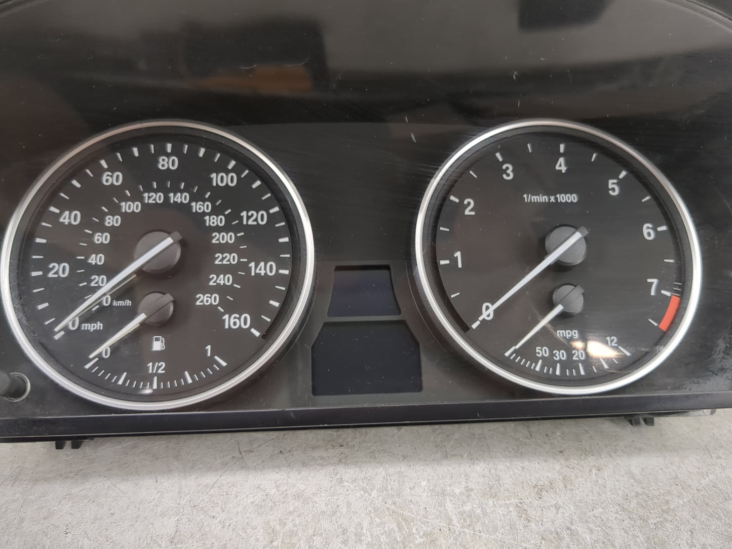 2008-2010 Bmw 535i Instrument Cluster Speedometer Gauges Miles: Fits Fits 2008 2009 2010 OEM Used Auto Parts - Oemusedautopa