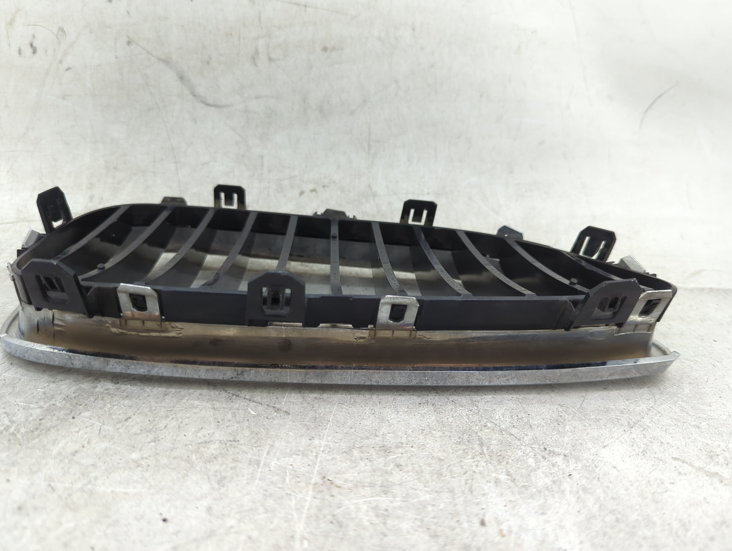 2008-2010 Bmw 535i Front Grille Bumper Not Included 1459764 - Oemusedautoparts1.com