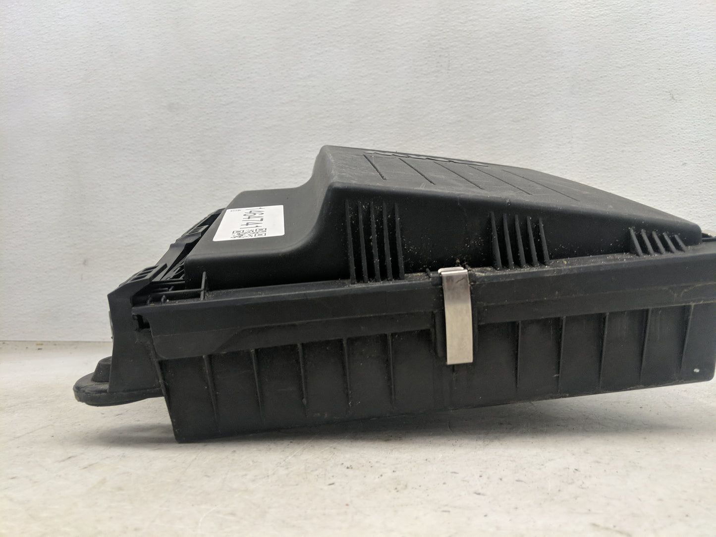 2008-2010 Bmw 535i Air Cleaner Intake-duct Hose Tube 1464741 - Oemusedautoparts1.com