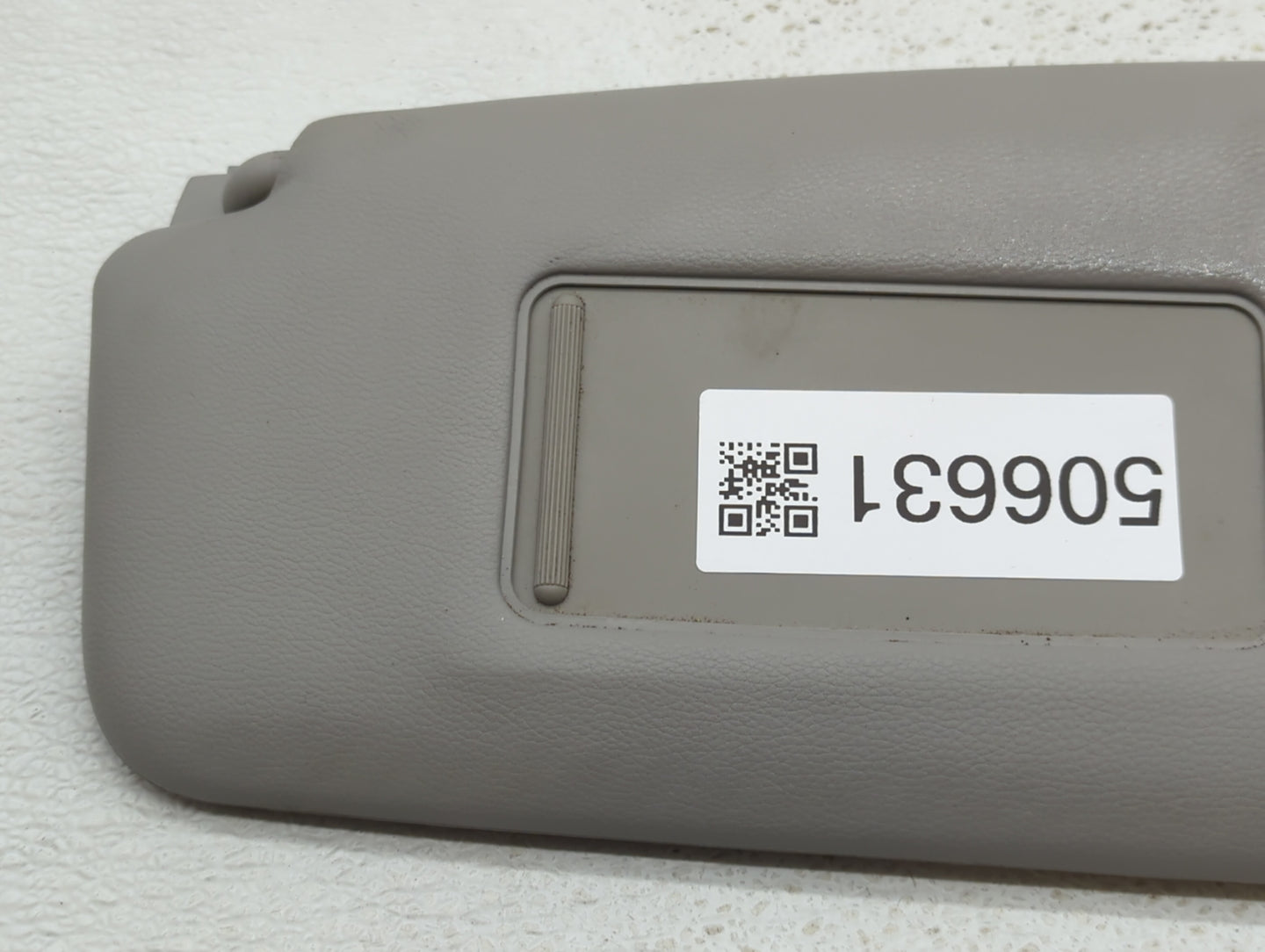 2010-2016 Bmw 535i Sun Visor Shade Replacement Driver Left Mirror Fits Fits 2010 2011 2012 2013 2014 2015 2016 OEM Used Auto