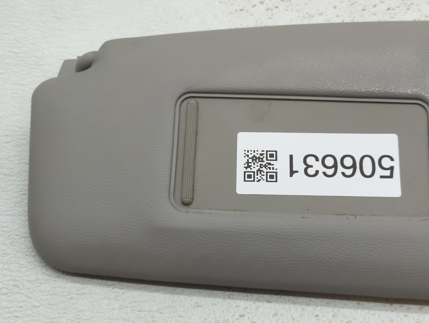 2010-2016 Bmw 535i Sun Visor Shade Replacement Driver Left Mirror Fits Fits 2010 2011 2012 2013 2014 2015 2016 OEM Used Auto