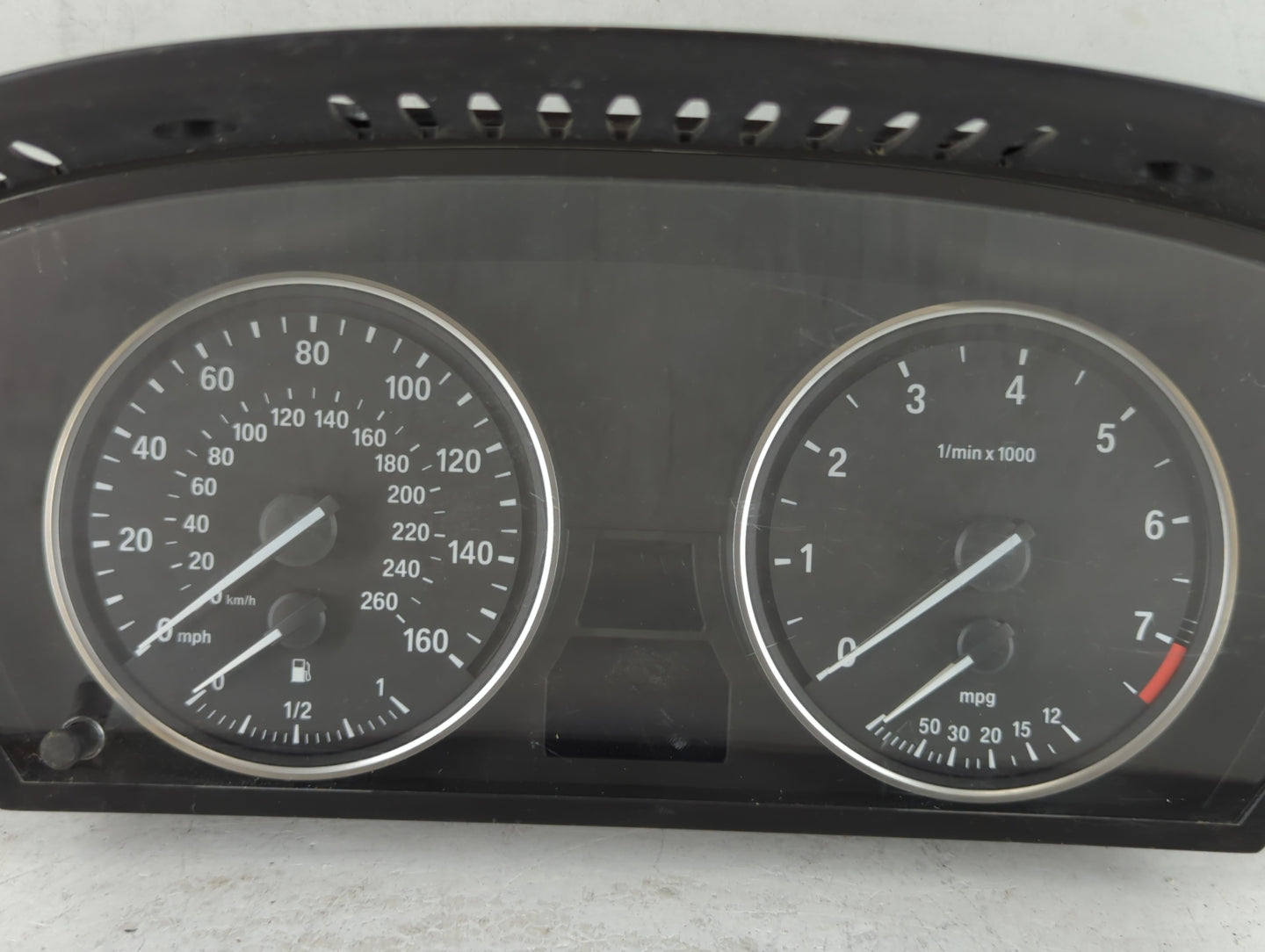 2008-2010 Bmw 535i Instrument Cluster Speedometer Gauges P/N:110 080 398 /079 Fits Fits 2008 2009 2010 OEM Used Auto Parts -