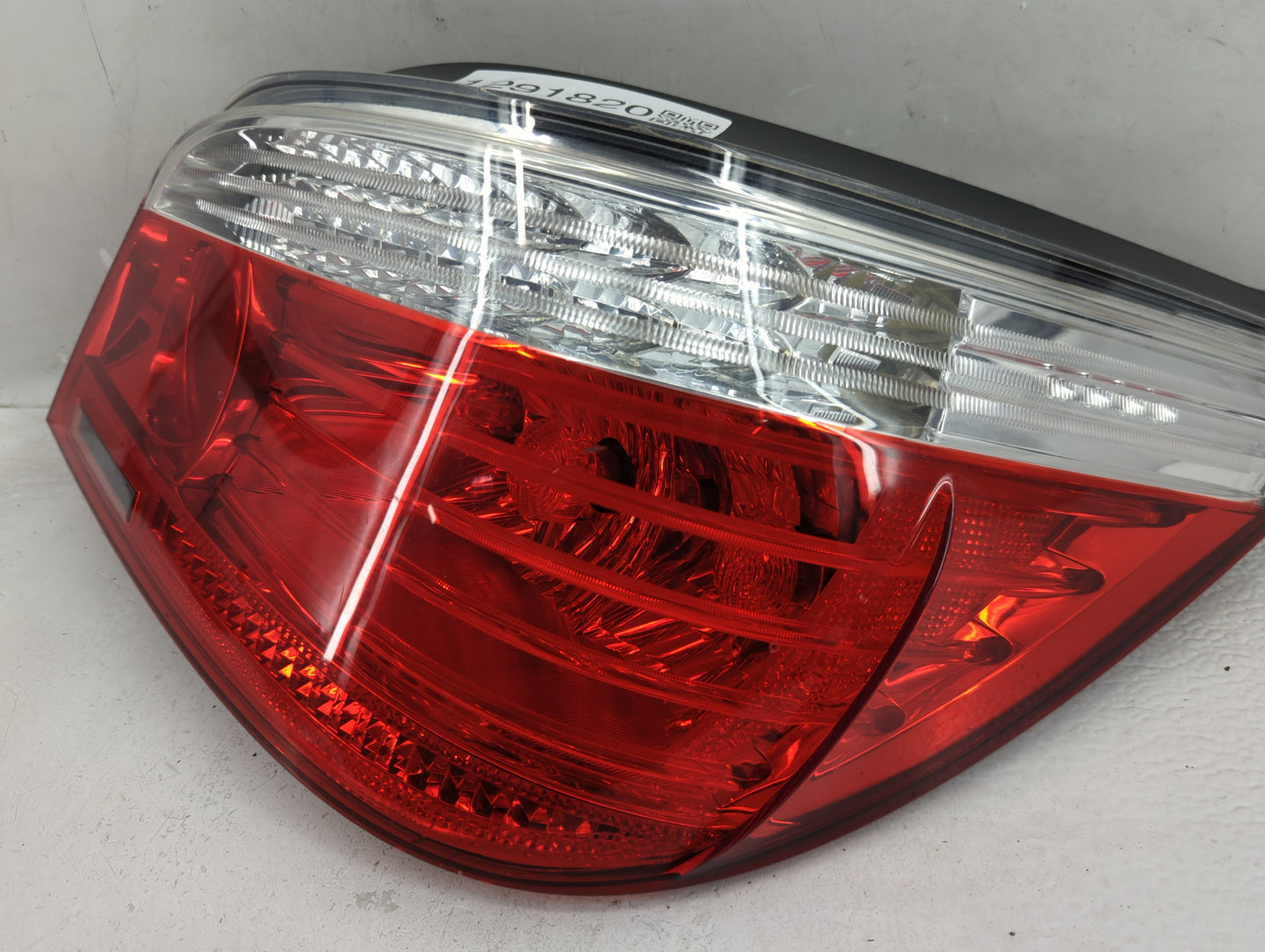 2008-2010 Bmw 550i Tail Light Assembly Passenger Right OEM P/N:7 361 882 195 285-02 Fits Fits 2008 2009 2010 OEM Used Auto P