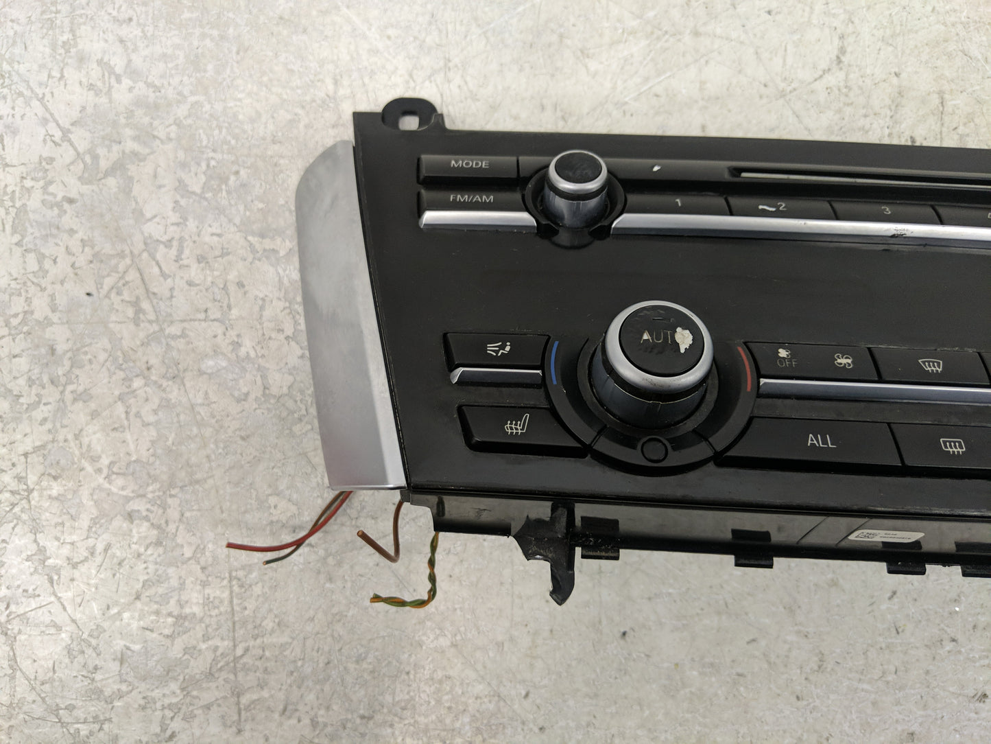 2010-2013 Bmw 550i Gt Climate Control Module Temperature AC/Heater Replacement P/N:9290737 Fits Fits 2009 2010 2011 2012 201