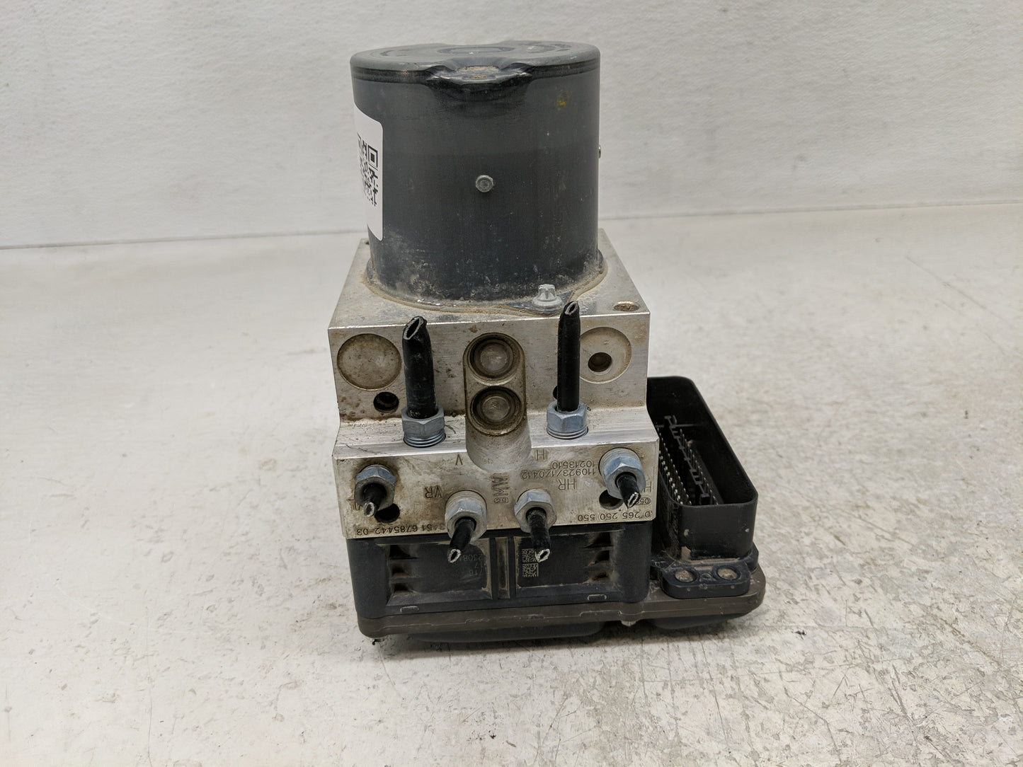 2010-2013 Bmw 550i Gt ABS Pump Control Module Replacement P/N:3451 6785442-03 10213510 Fits Fits 2009 2010 2011 2012 2013 OE
