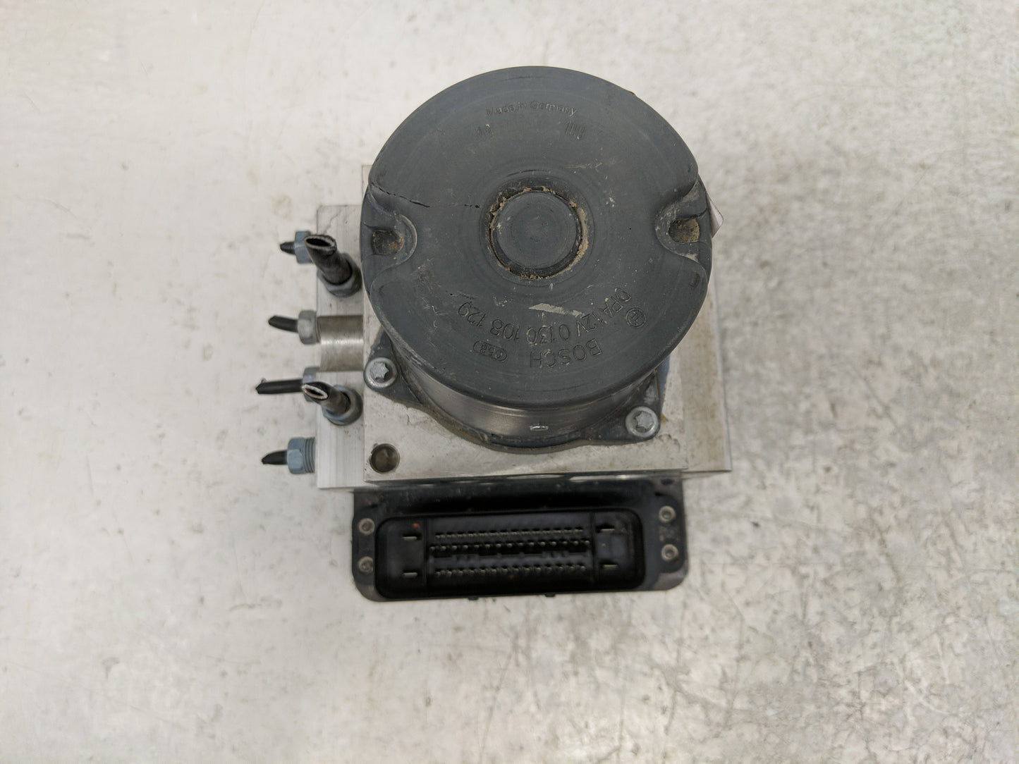 2010-2013 Bmw 550i Gt ABS Pump Control Module Replacement P/N:3451 6785442-03 10213510 Fits Fits 2009 2010 2011 2012 2013 OE