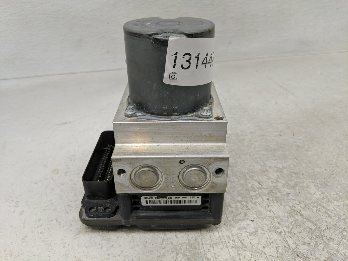 2010-2013 Bmw 550i Gt ABS Pump Control Module Replacement P/N:3451 6785442-03 10213510 Fits Fits 2009 2010 2011 2012 2013 OE