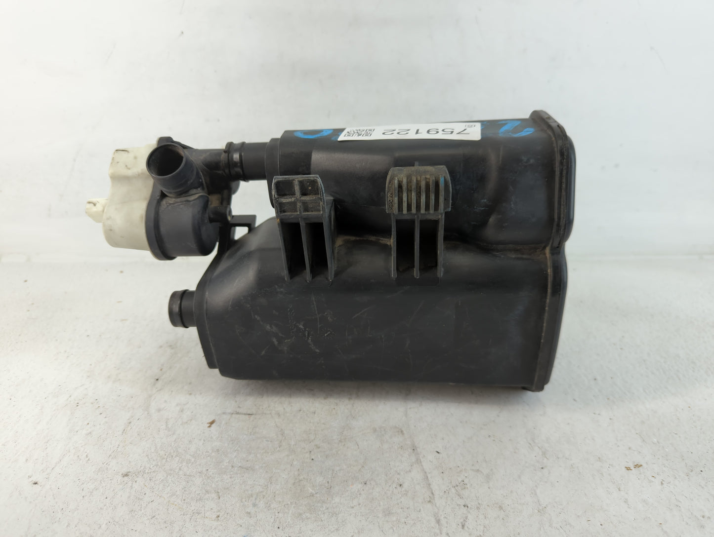 2010 Bmw 650i Fuel Vapor Charcoal Canister - Oemusedautoparts1.com