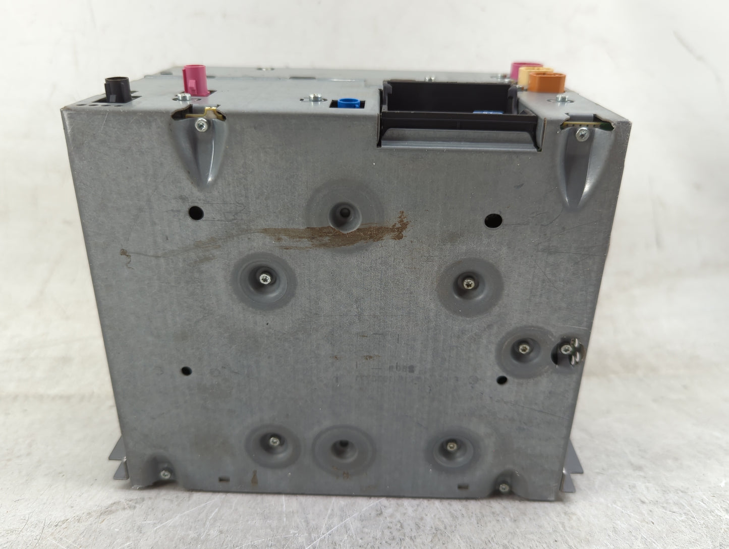 2010-2012 Bmw 750 Radio AM FM Cd Player Receiver Replacement P/N:9223396 7534/1983490, 9581IT097503502 Fits Fits 2010 2011 2