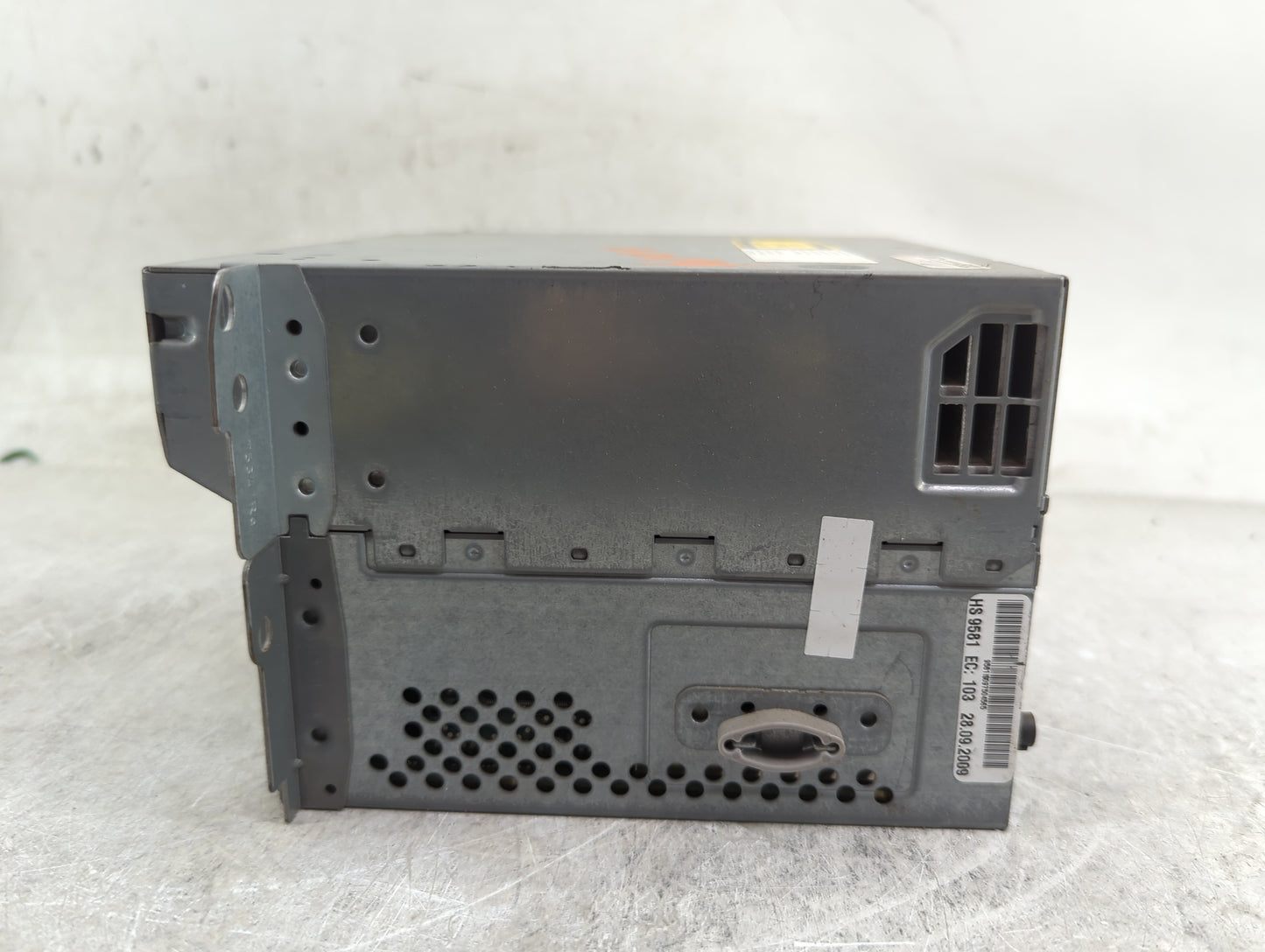 2010-2012 Bmw 750 Radio AM FM Cd Player Receiver Replacement P/N:9223396 HB9581, CI922339601 Fits Fits 2010 2011 2012 OEM Us