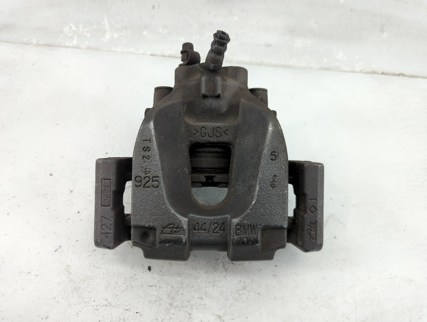 Bmw 750 Rear Driver Left Brake Caliper - Oemusedautoparts1.com