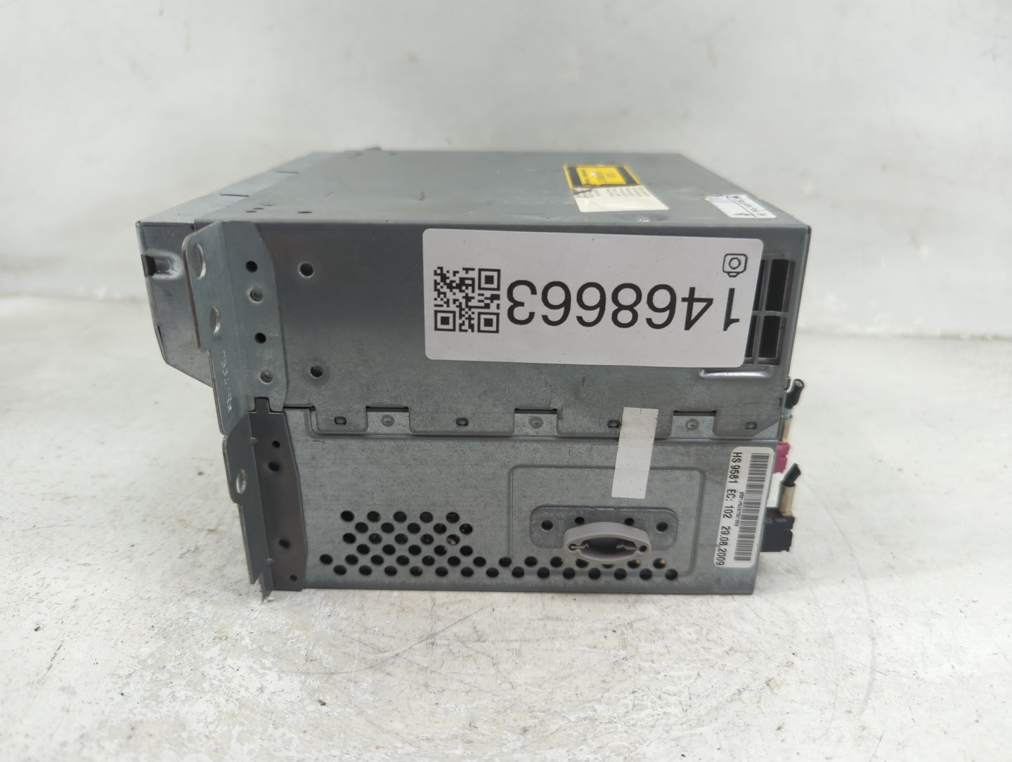 2010-2012 Bmw 750 Radio AM FM Cd Player Receiver Replacement P/N:9223396 HB9581, CI922339601 Fits Fits 2010 2011 2012 OEM Us