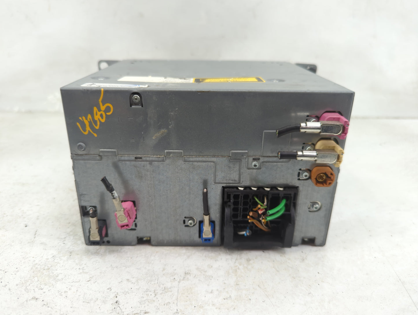 2010-2012 Bmw 750 Radio AM FM Cd Player Receiver Replacement P/N:9223396 HB9581, CI922339601 Fits Fits 2010 2011 2012 OEM Us