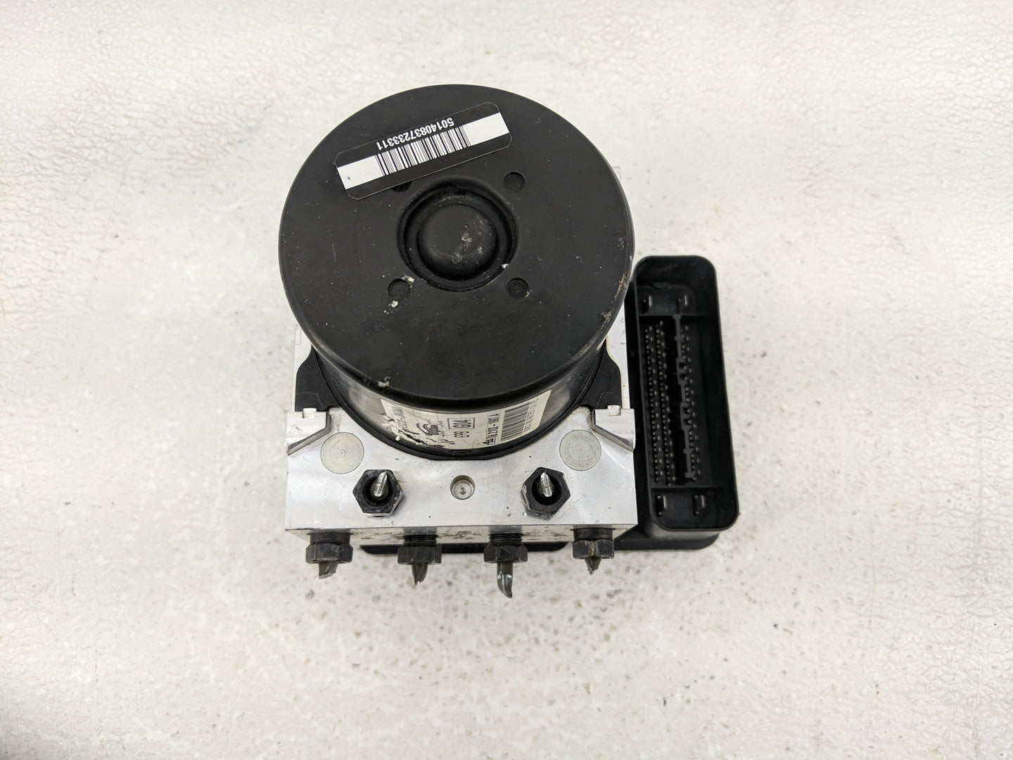2010-2012 Bmw 750i ABS Pump Control Module Replacement P/N:58920-3M360 Fits Fits 2010 2011 2012 2013 OEM Used Auto Parts - O