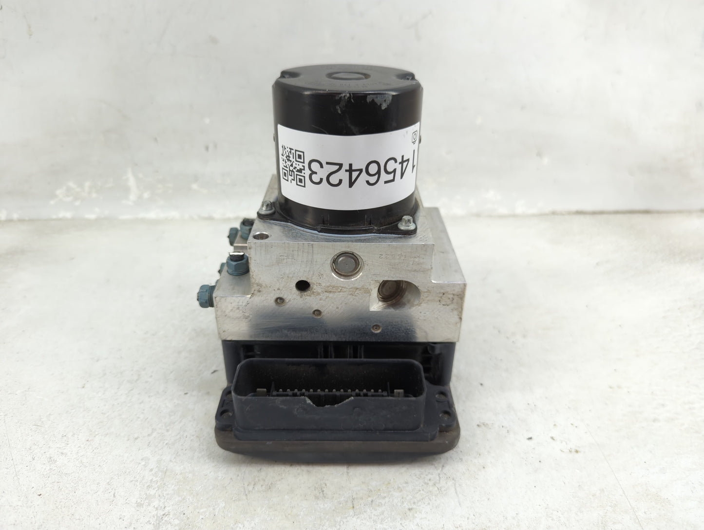2010-2012 Bmw 750i ABS Pump Control Module Replacement P/N:6777697-01 Fits Fits 2010 2011 2012 2013 OEM Used Auto Parts - Oe