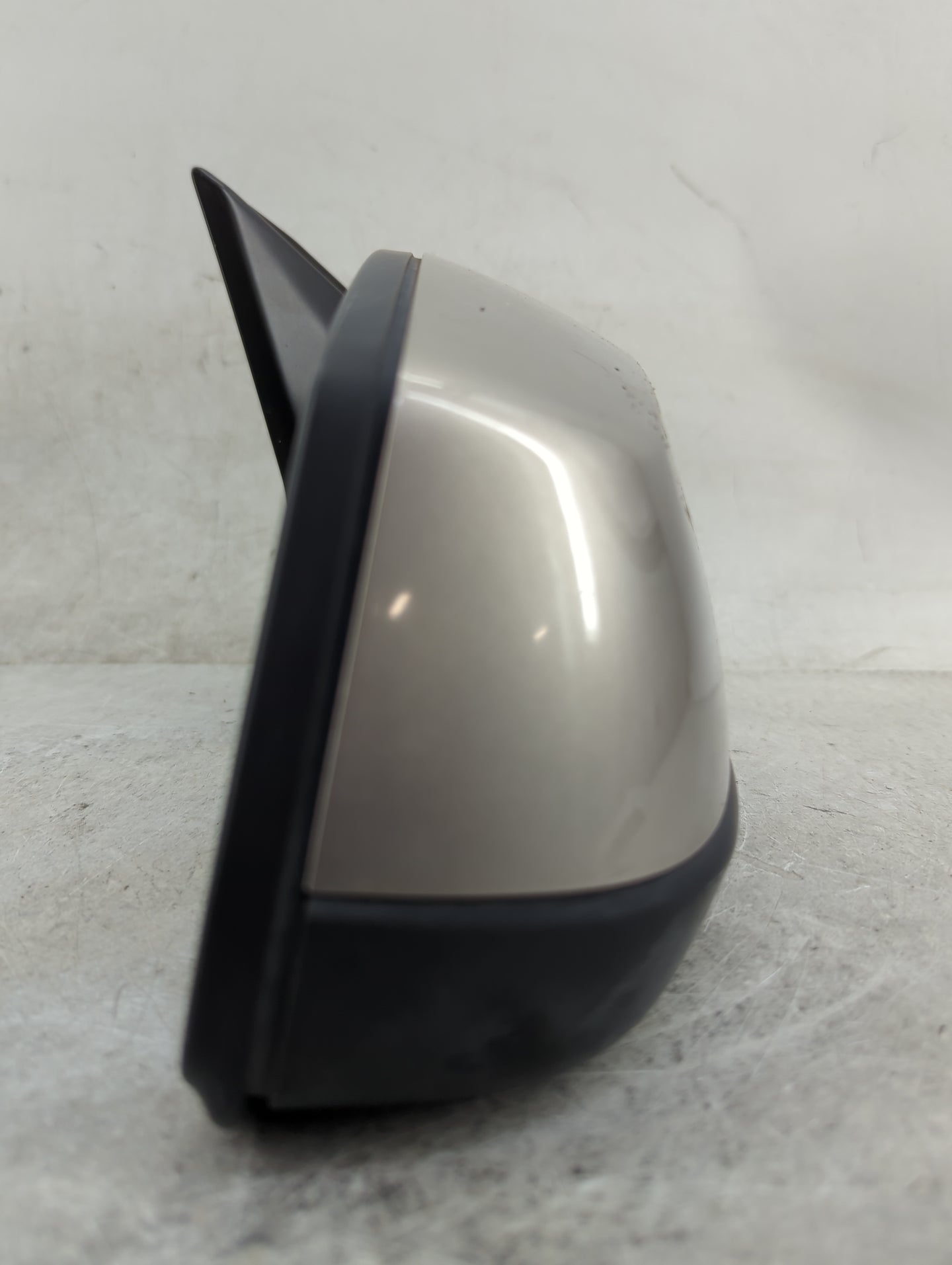 2009-2012 Bmw 750i Passenger Side View Mirror - Right Door Mirror OEM Used - Oemusedautoparts1.com