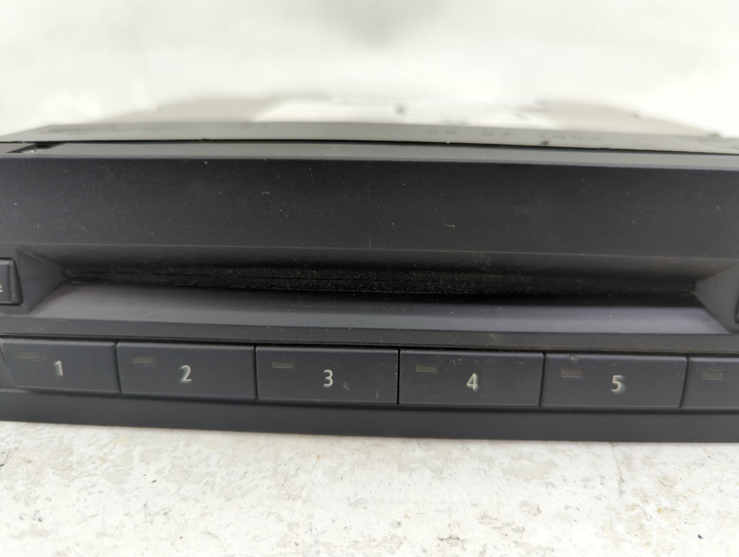 2010-2015 Bmw 750i Information Display Screen - Oemusedautoparts1.com