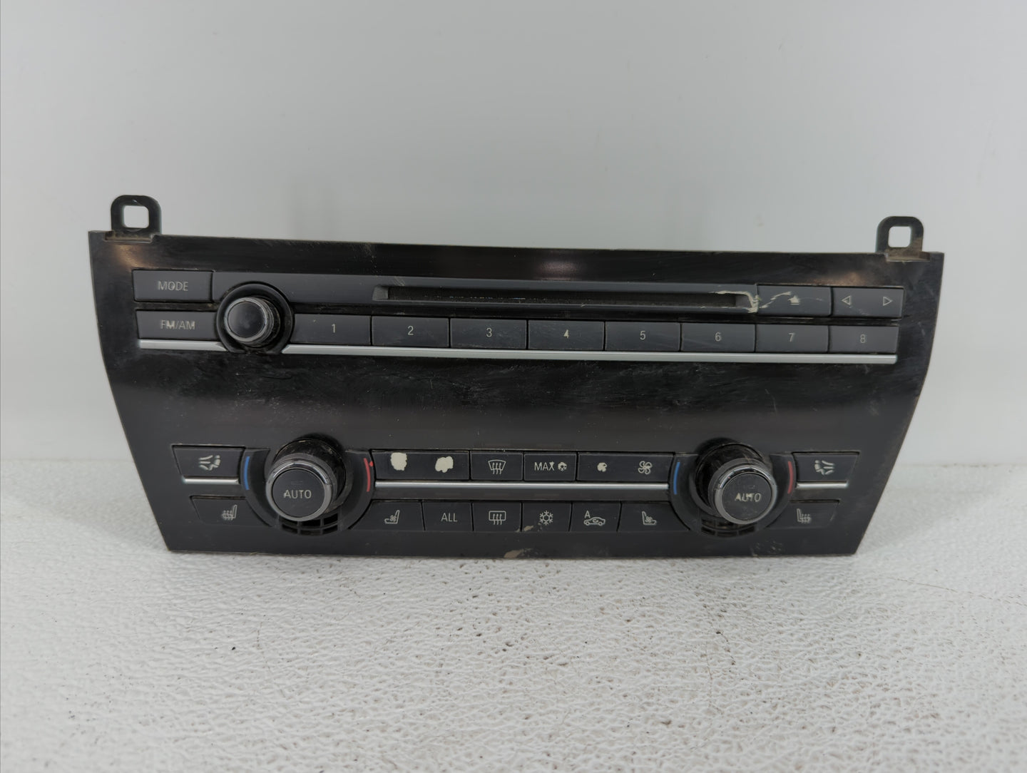 2009-2010 Bmw 750i Radio Control Panel - Oemusedautoparts1.com