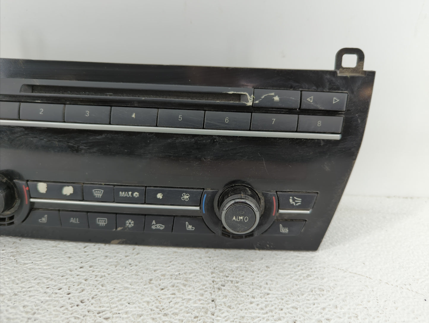 2009-2010 Bmw 750i Radio Control Panel - Oemusedautoparts1.com