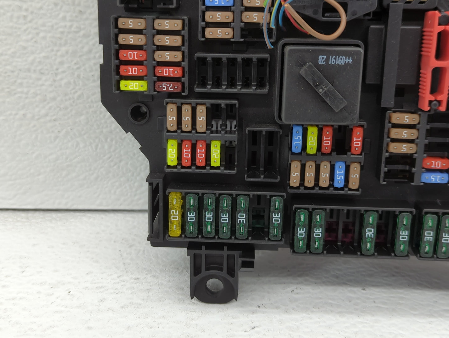 2010 Bmw 750i Fusebox Fuse Box Panel Relay Module P/N:9210857 Fits OEM Used Auto Parts - Oemusedautoparts1.com