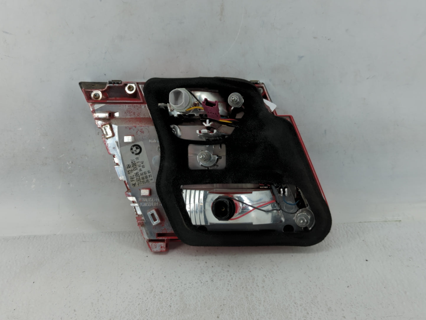 2009-2012 Bmw 750i Tail Light Assembly Passenger Right OEM P/N:7182206 EKD85Y HK F01 T2 RH Fits Fits 2009 2010 2011 2012 OEM