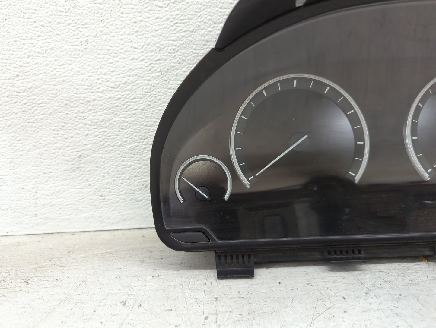 2010 Bmw 750li Instrument Cluster Speedometer Gauges P/N:0263685160 9220798-01, 173884-10 Miles:140K Fits Fits 2009 2011 OEM
