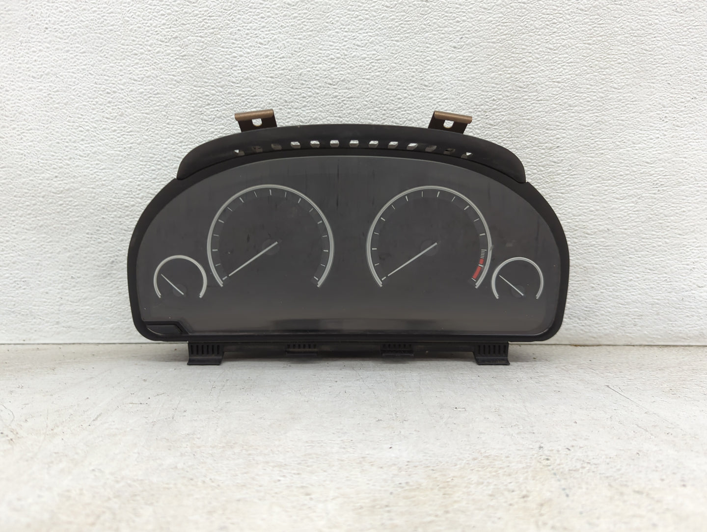 2010 Bmw 750li Instrument Cluster Speedometer Gauges P/N:0263685161 9220799-01, 173884-10 Miles:136K Fits Fits 2009 2011 OEM