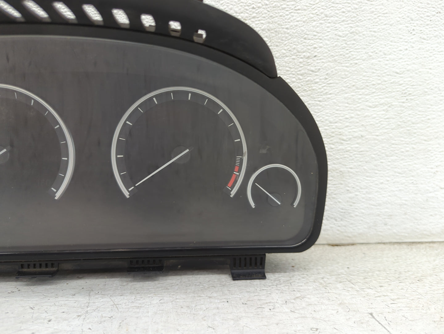 2010 Bmw 750li Instrument Cluster Speedometer Gauges P/N:0263685161 9220799-01, 173884-10 Miles:136K Fits Fits 2009 2011 OEM
