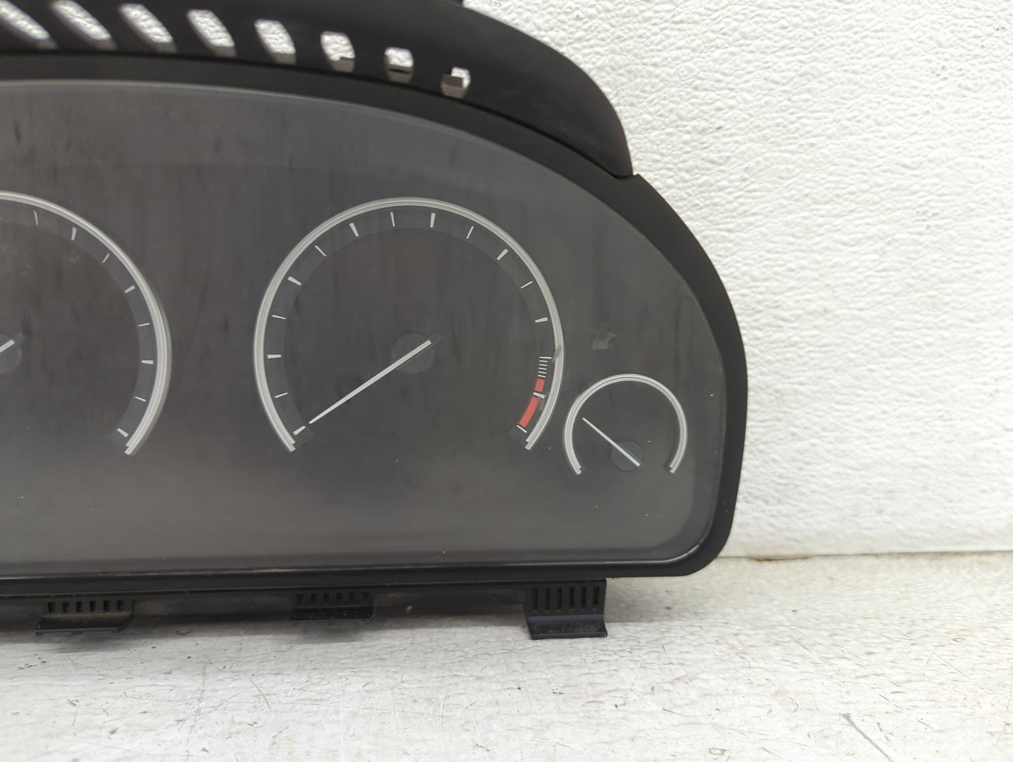 2010 Bmw 750li Instrument Cluster Speedometer Gauges P/N:0263685161 9220799-01, 173884-10 Miles:136K Fits Fits 2009 2011 OEM