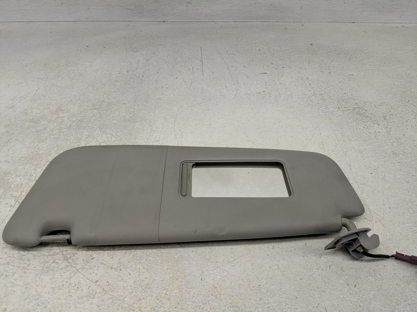 2010-2016 Bmw M5 Sun Visor Shade Replacement Driver Left Mirror Fits Fits 2010 2011 2012 2013 2014 2015 2016 OEM Used Auto P
