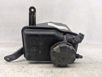 2006-2010 Bmw M5 Radiator Coolant Overflow Expansion Tank Bottle - Oemusedautoparts1.com