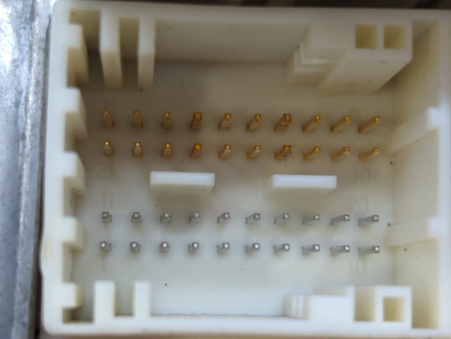 2008-2010 Bmw M5 Chassis Control Module Ccm Bcm Body Control - Oemusedautoparts1.com