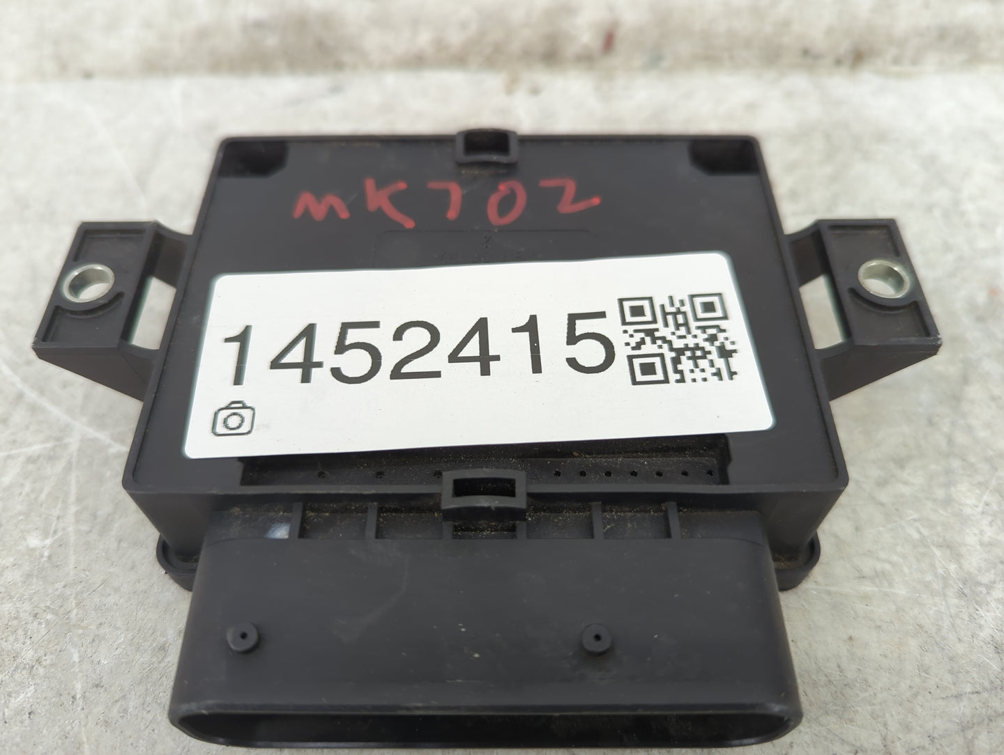 2015-2018 Bmw X4 Parking Brake Control Module - Oemusedautoparts1.com