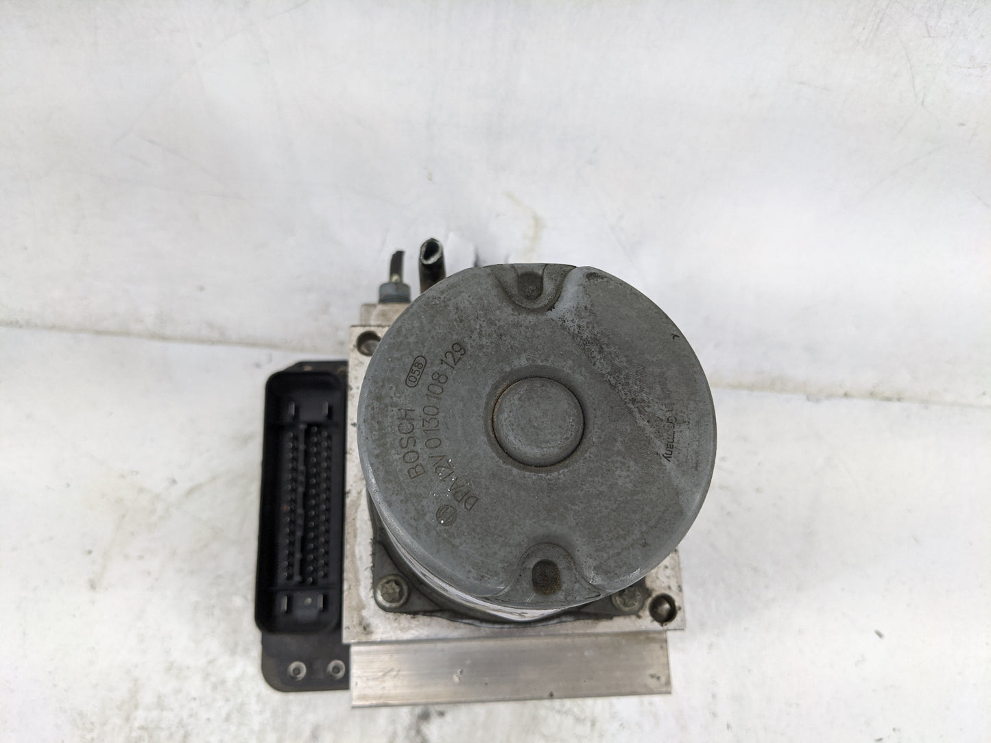 2008-2014 Bmw X6 ABS Pump Control Module Replacement P/N:3451 6795778-01 3452 6795779-01 Fits OEM Used Auto Parts - Oemuseda