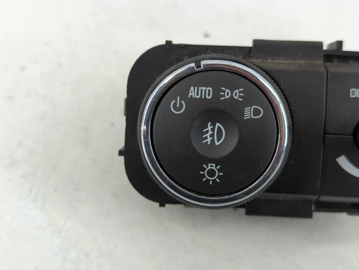2010 Buick Enclave Headlight Head Light Switch Lamp Control - Oemusedautoparts1.com