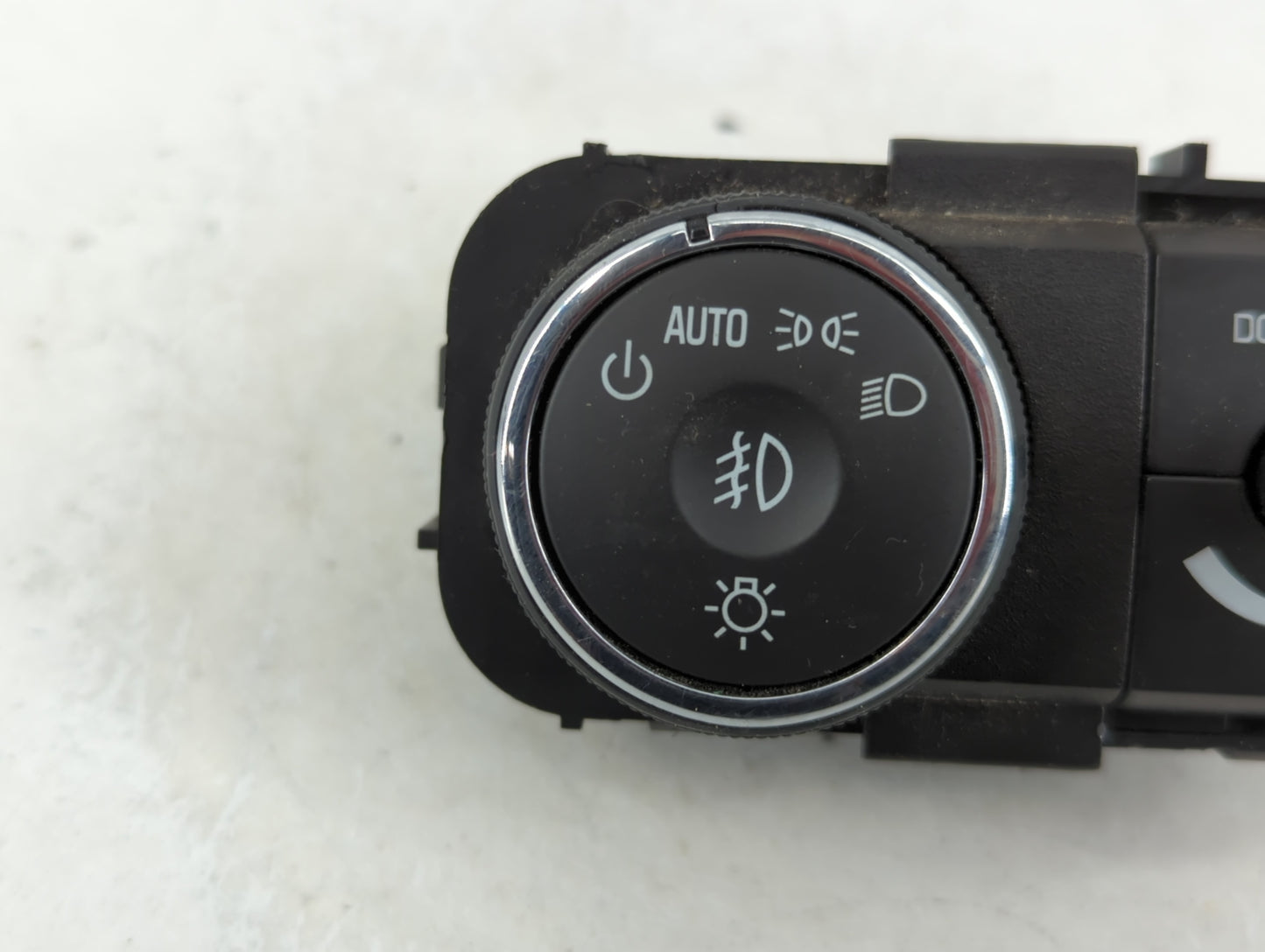 2010 Buick Enclave Headlight Head Light Switch Lamp Control - Oemusedautoparts1.com