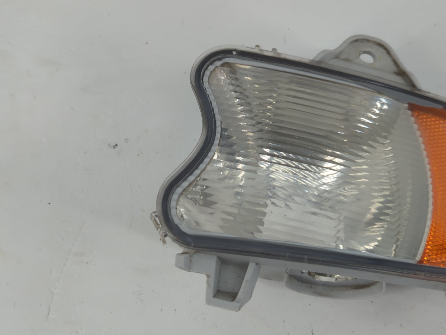 2008-2012 Buick Enclave Driver Left Oem Front Light Lamp - Oemusedautoparts1.com