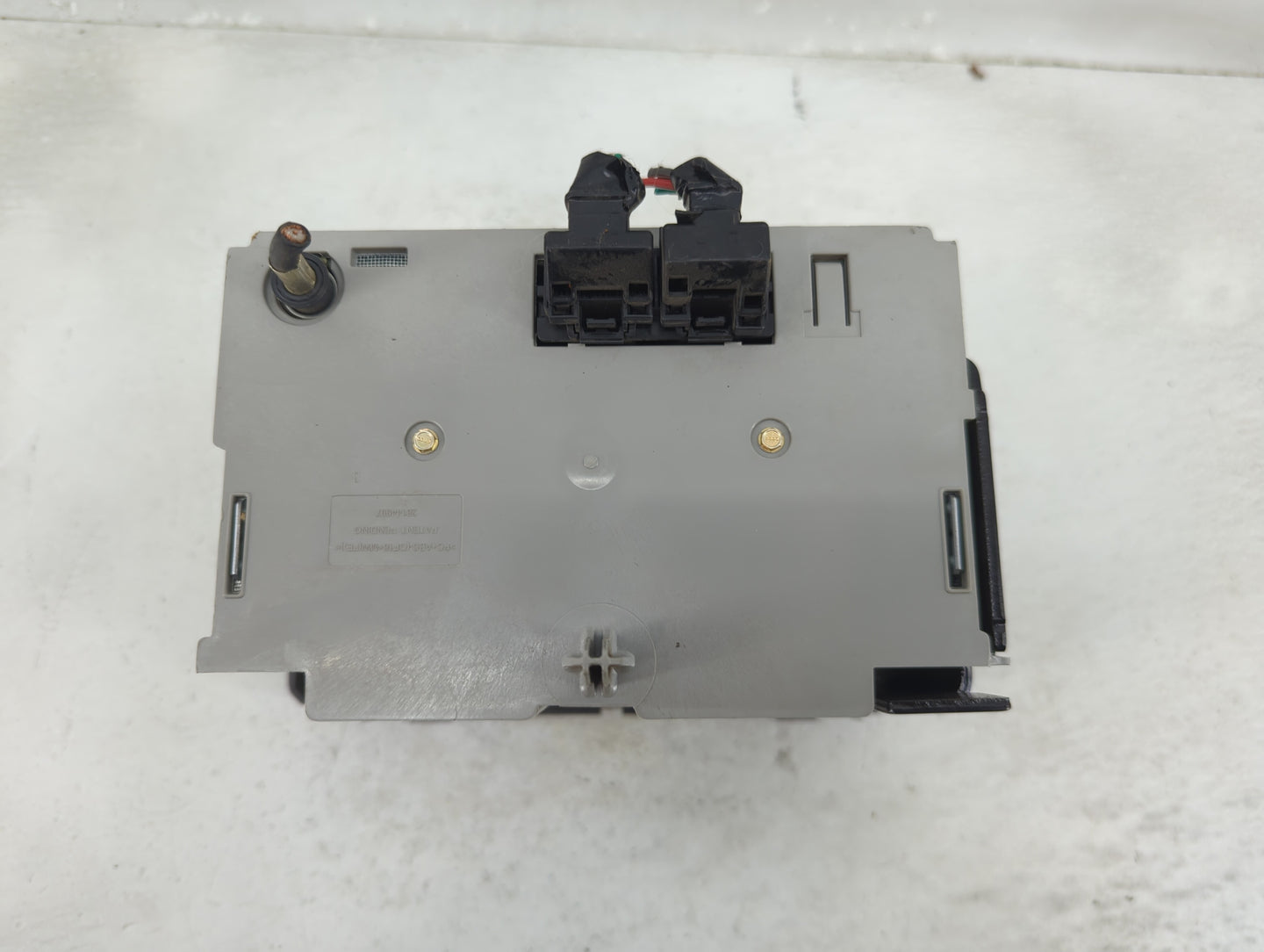 2009-2012 Buick Enclave Radio AM FM Cd Player Receiver Replacement P/N:20935116 Fits Fits 2009 2010 2011 2012 OEM Used Auto 