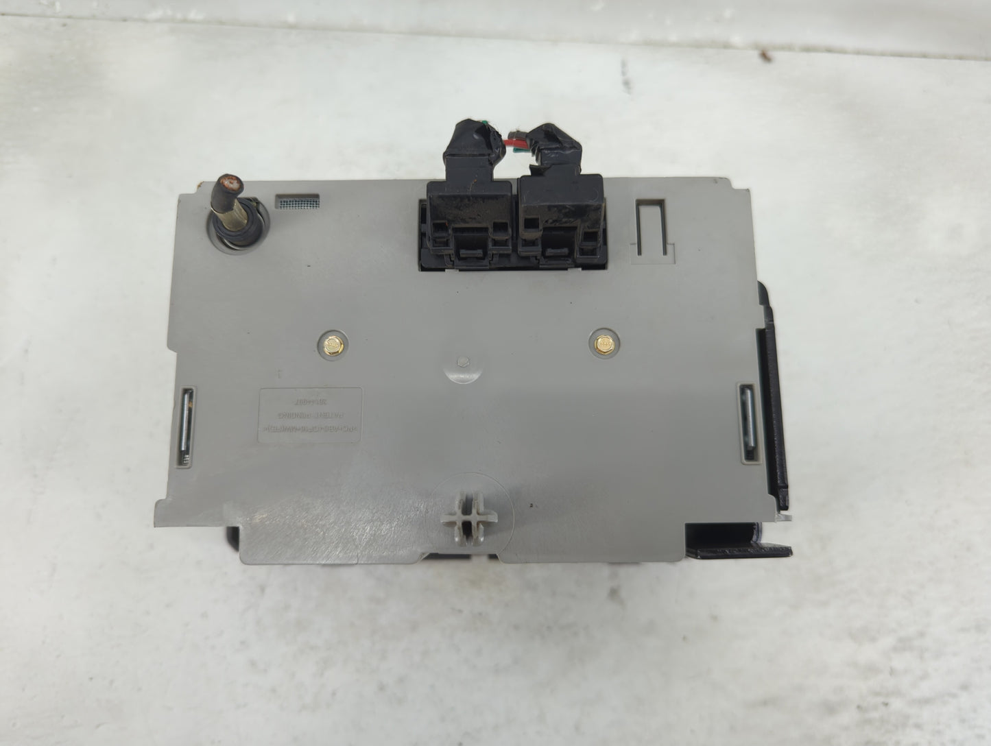 2009-2012 Buick Enclave Radio AM FM Cd Player Receiver Replacement P/N:20935116 Fits Fits 2009 2010 2011 2012 OEM Used Auto 