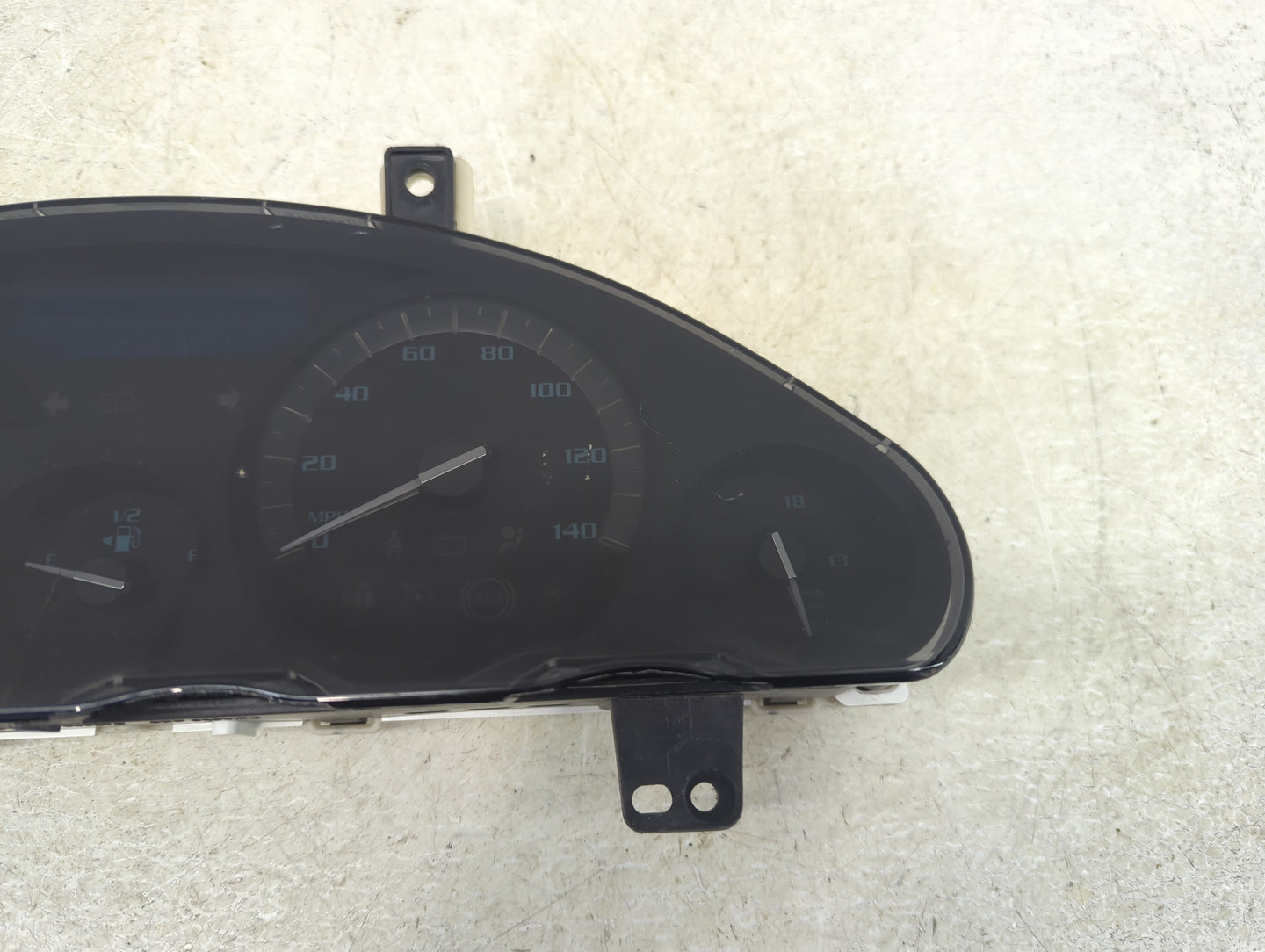 2008-2012 Buick Enclave Instrument Cluster Speedometer Gauges P/N:1370166 Fits Fits 2008 2009 2010 2011 2012 OEM Used Auto P