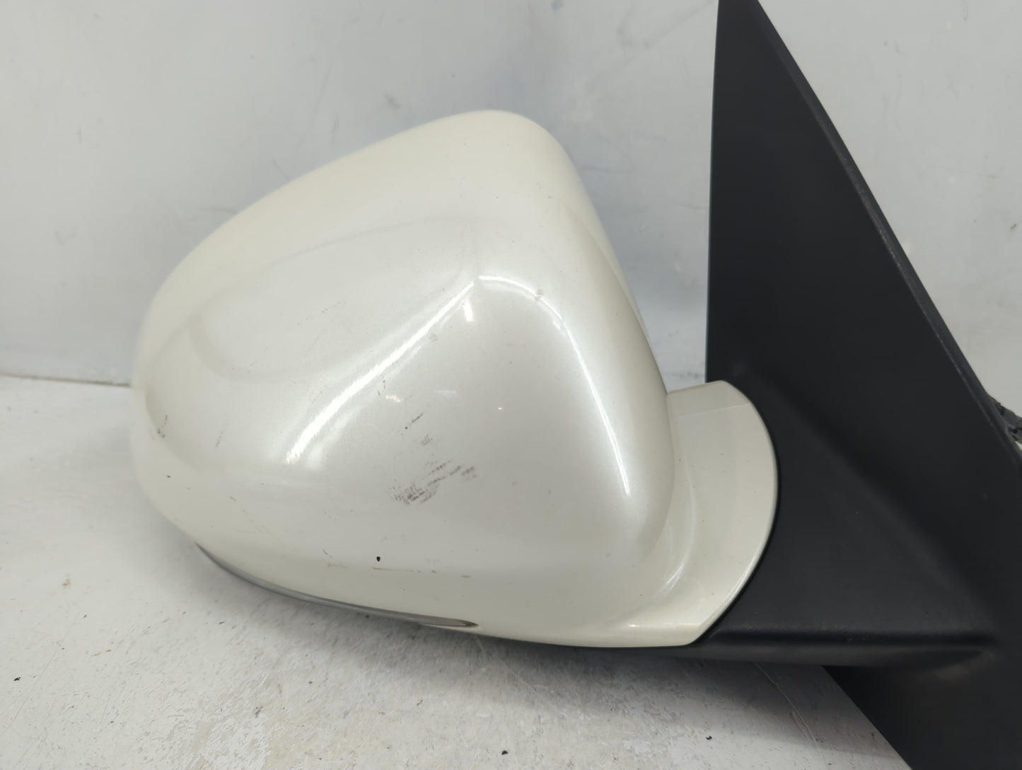 2008-2017 Buick Enclave Passenger Side View Mirror - Right Door Mirror OEM Used - Oemusedautoparts1.com