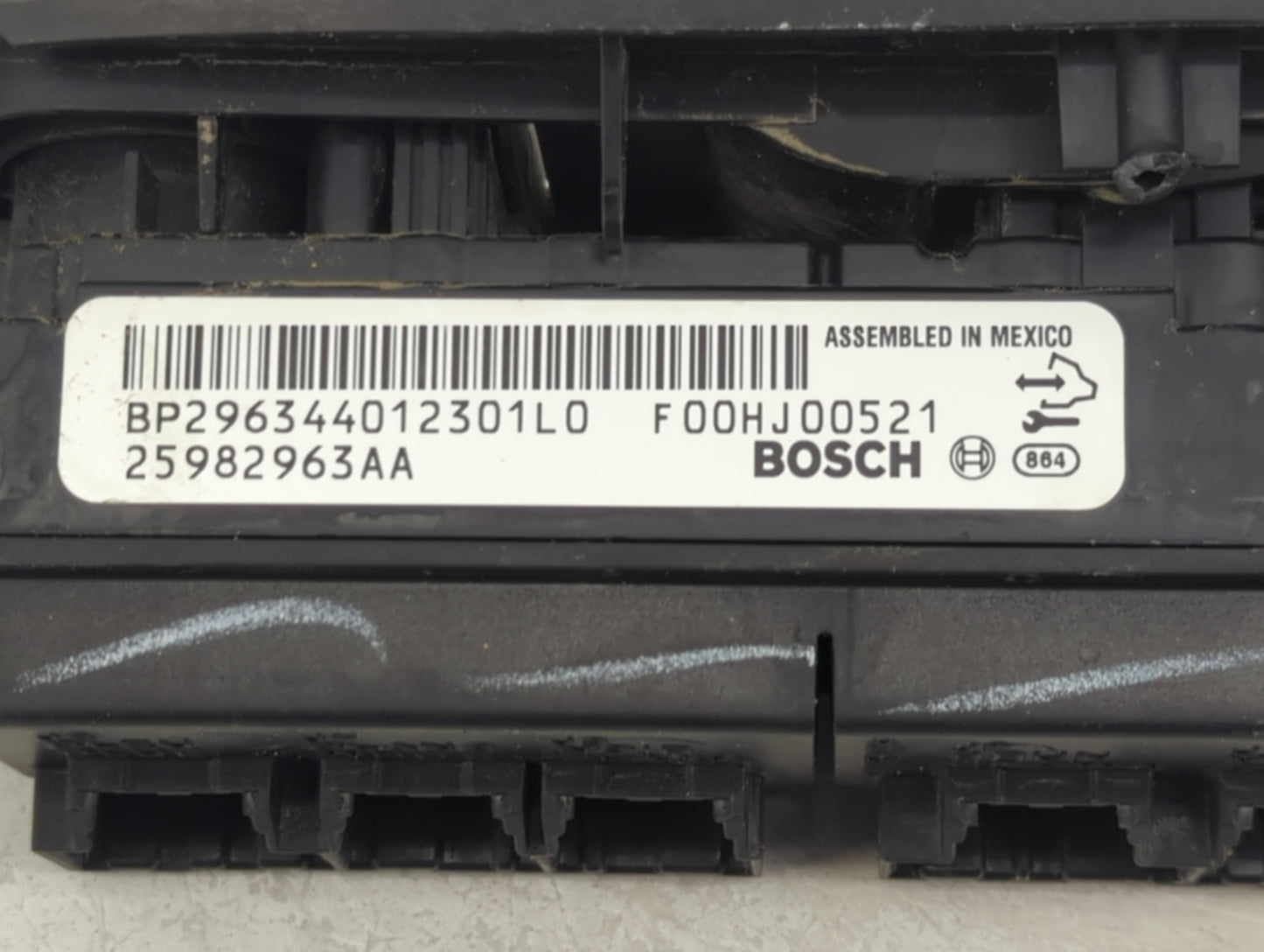 2010-2017 Buick Enclave Master Power Window Switch Replacement Driver Side Left P/N:25982963AA Fits OEM Used Auto Parts - Oe