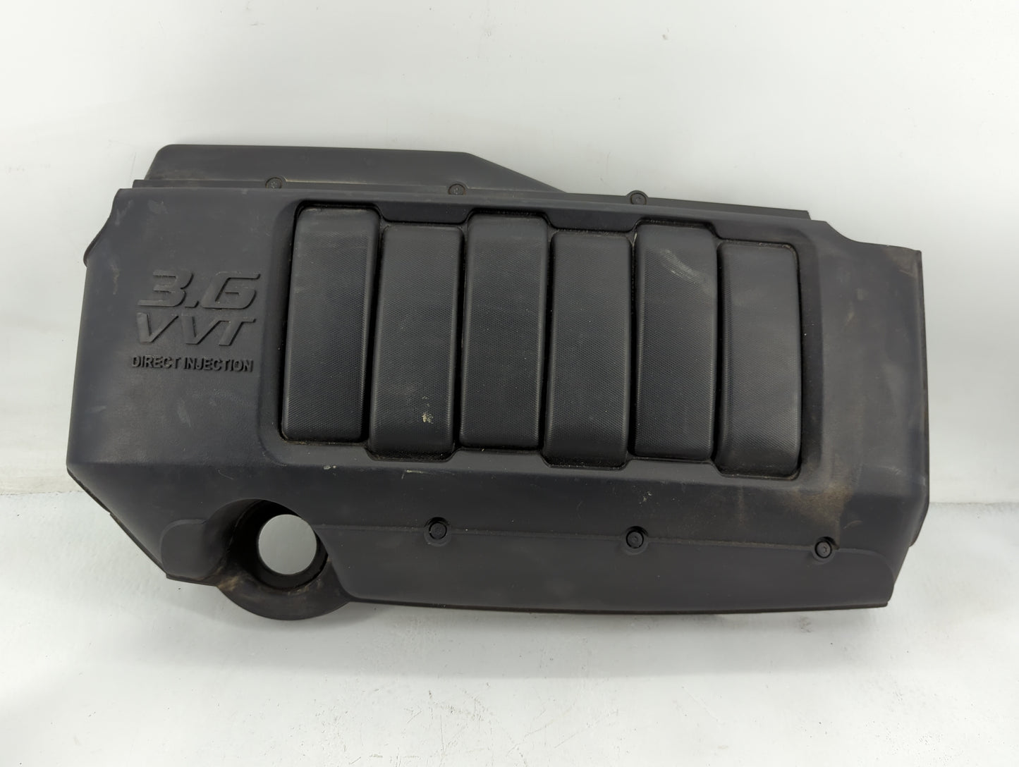 2010 Buick Enclave Engine Cover - Oemusedautoparts1.com
